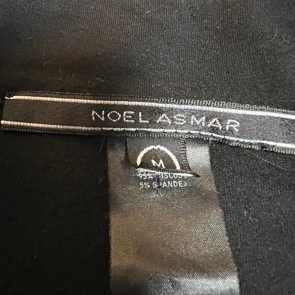 Noel Asmar V-Neck Short Sleeve Top Size Medium Stretch Uniform Minimalist Office - Picture 4 of 7